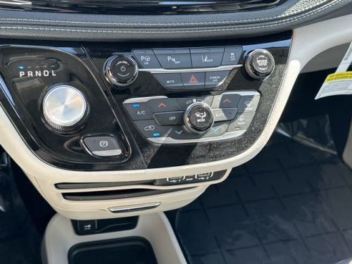 2023 Chrysler Pacifica Hybrid PACIFICA PLUG-IN HYBRID TOURING L, US $51,898.00, image 13