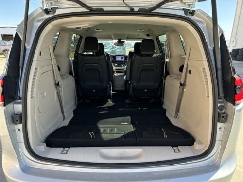 2023 Chrysler Pacifica Hybrid PACIFICA PLUG-IN HYBRID TOURING L, US $51,898.00, image 22