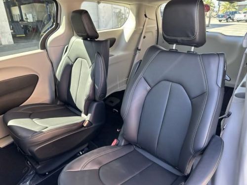 2023 Chrysler Pacifica Hybrid PACIFICA PLUG-IN HYBRID TOURING L, US $51,898.00, image 25