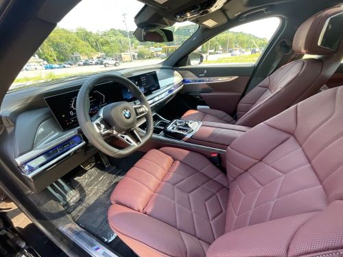 2024 BMW 760i XDRIVE EXECUTIVE PKG BMW THEATER SCREEN W/136K MSR, US $109,950.00, image 5