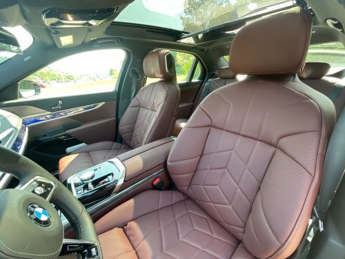 2024 BMW 760i XDRIVE EXECUTIVE PKG BMW THEATER SCREEN W/136K MSR, US $109,950.00, image 6