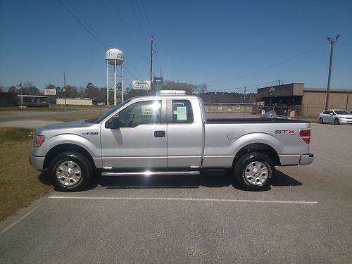 2011 ford f-150 4wd stx extended cab pickup 4-door 5.0l