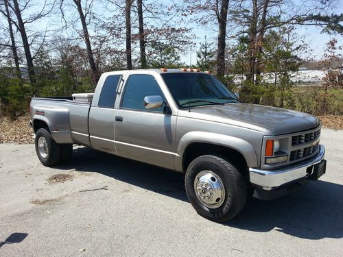 2000 chevy k3500 extra cab 4x4 dually