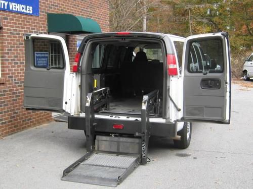 2007 chevrolet express handicap wheelchair van rear entry 96k miles!!!!!!!!!!!!!