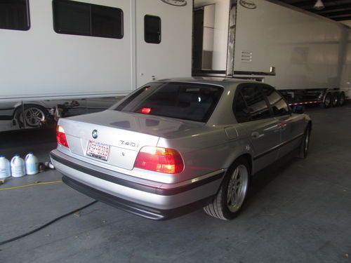 1999 bmw 740i base sedan 4-door 4.4l