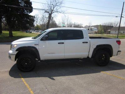 Toyota tundra crew max sr5 4wd 5.7 l v8 professionally lifted rockstar  xd 20's