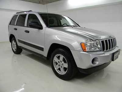 Laredo suv 3.7l cd 4 wheel disc brakes abs brakes am/fm radio air conditioning