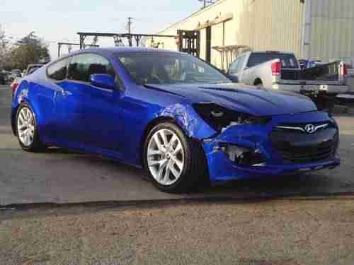 2013 Hyundai Genesis Coupe 2.0T Damaged Rebuilder Economical Turbo Powered L@@K!, US $9,900.00, image 2