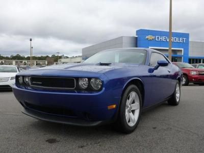 2012 dodge challenger sxt one owner local trade nice car