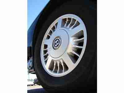 Ultimate Collectors Dream Car - 1994 Bentley Turbo R, image 3