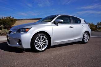 2012 lexus ct200h silver/black hybrid great gas mileage!!!