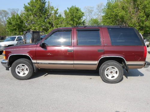 1998 chevrolet tahoe lt sport utility 4-door / 5.7l v8 gasoline / sp9379