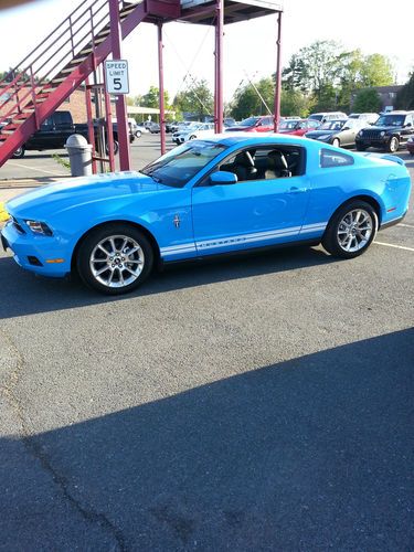 2010 ford mustang coupe 2-door 4.0l premium pkg shelby pkg stripes,gt pkg steal