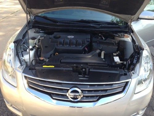 2010 Nissan Altima SL Sedan 4-Door 2.5L, US $9,999.99, image 6