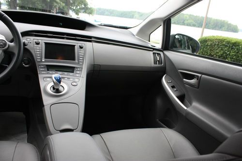 Prius IV Solar Sunroof Navigation Smart Key Heated Leather JBL Audio Bluetooth, US $19,900.00, image 13