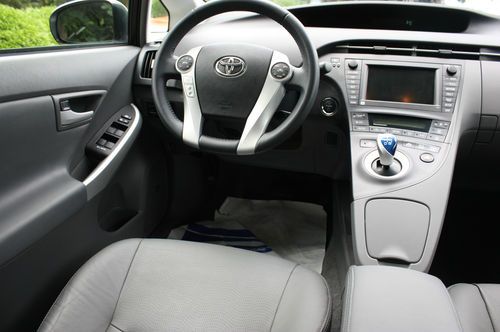 Prius IV Solar Sunroof Navigation Smart Key Heated Leather JBL Audio Bluetooth, US $19,900.00, image 24