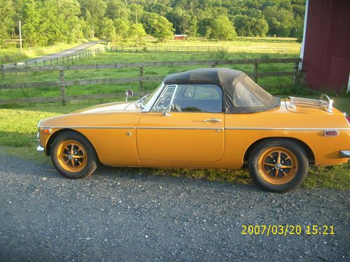 1970 mgb, 84k miles, rust free, chrome bumpers, drive home!