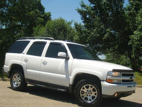 2002 chevrolet tahoe z71 4x4 5.3 vortec v8 white gray leather sunroof like new!