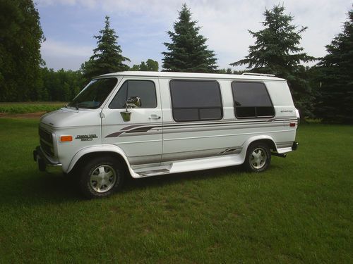 Chevrolet van - advantage se