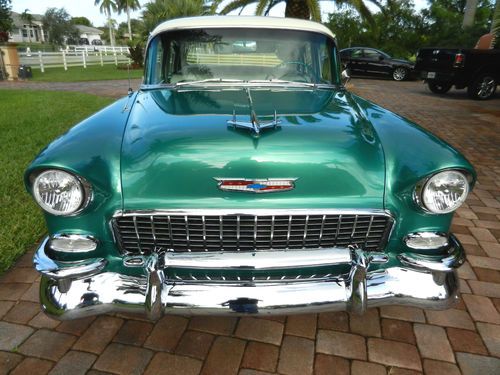 Amazing 1955 chevrolet belair show car, very original restomod, 350-v8,a/c,mint!