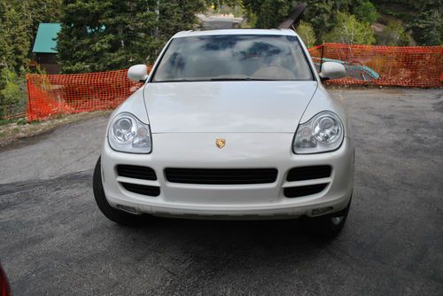 2005 porsche cayenne s sport utility 4-door 4.5l excellent condition