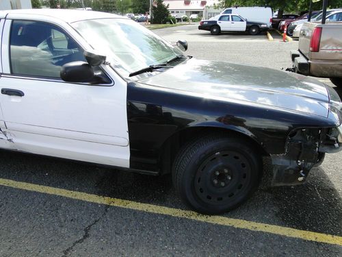 2003 Ford Crown Victoria Police Interceptor, image 7