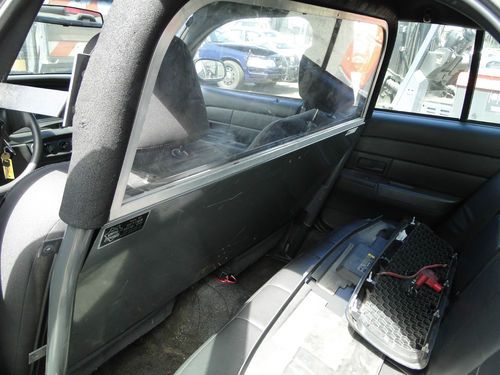 2003 Ford Crown Victoria Police Interceptor, image 10