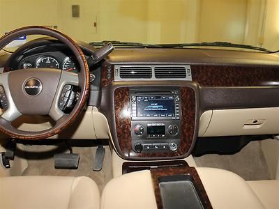 Leather Roof Rack 3rd Row MP3 SIRIUS XM DVD OnStar Camera Sunroof Navigation, image 13