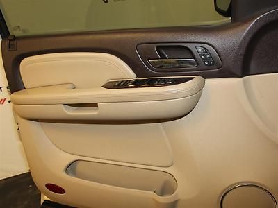 Leather Roof Rack 3rd Row MP3 SIRIUS XM DVD OnStar Camera Sunroof Navigation, image 17