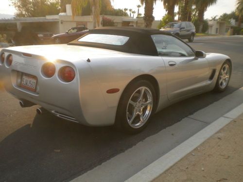 2003 corvette convertible silver 50th anniversary edition, image 10
