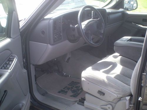 2005 Chevrolet Tahoe LS Sport Utility 4-Door 5.3L, US $11,990.00, image 3