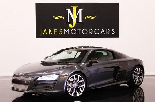 2010 audi r8 5.2 v10 r-tronic, grey/black, highly optioned, pristine car!!