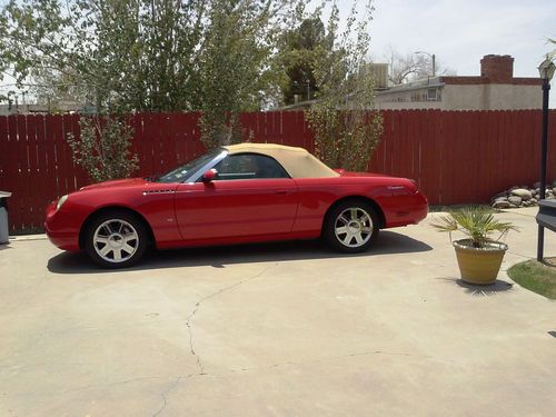 2004 ford thunderbird  convertiable v8