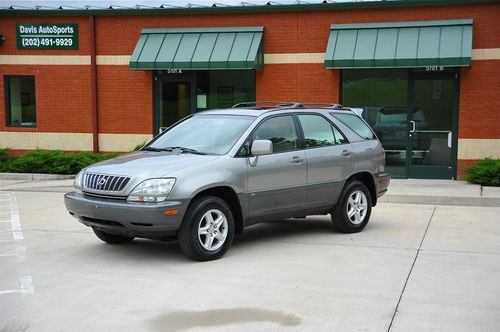 Lexus rx300 / 1 owner / amazing cond / dealer serviced / rare find / carfax