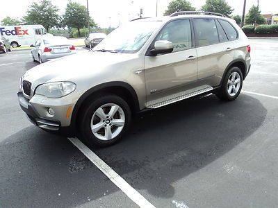 2007 bmw x5 3.0 very well taken care of! all services are up to date!