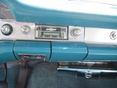 1958 WHITE CHEVY IMPALA, image 14