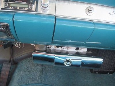 1958 WHITE CHEVY IMPALA, image 15