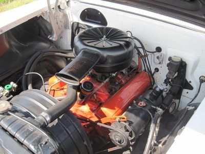 1958 WHITE CHEVY IMPALA, image 23