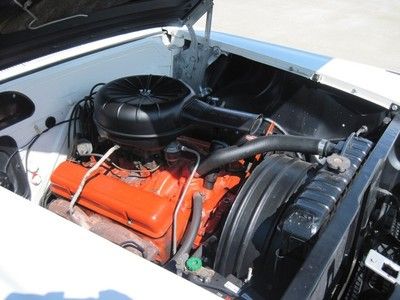 1958 WHITE CHEVY IMPALA, image 27