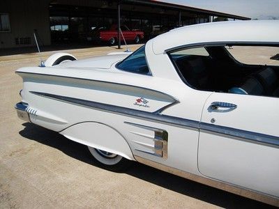 1958 WHITE CHEVY IMPALA, image 35