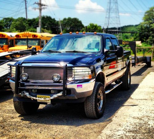 2002 ford f-350 super duty lariat crew cab pickup 4-door 7.3l