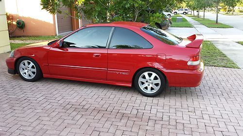 1999 Honda Civic Si Coupe 2-Door WITH B18C TYPE R ENGINE LOW RESERVE LIKE NEW, image 3