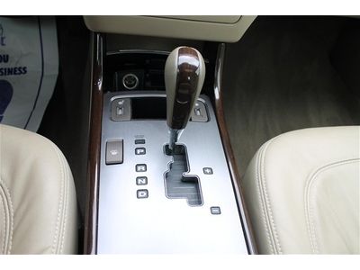 Limited Black w/Leather seats Automatic cruise Memory seats one owner, image 23