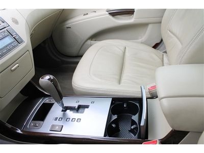 Limited Black w/Leather seats Automatic cruise Memory seats one owner, image 24