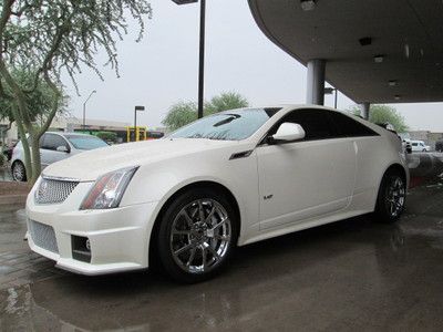 2013 white v8 leather sunroof navigation miles:1861 coupe