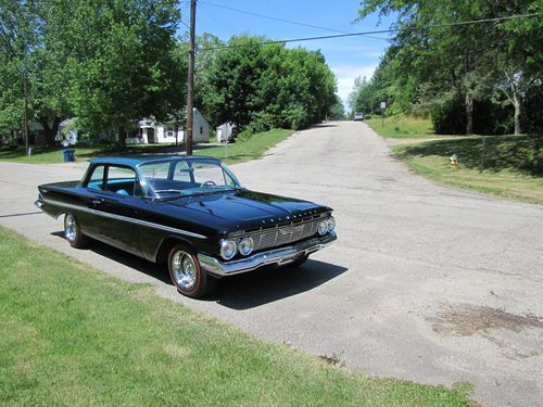 1961 chevy bel air 2 dr. sedan