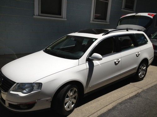 2007 volkswagen passat 2.0t wagon 4-door 2.0l