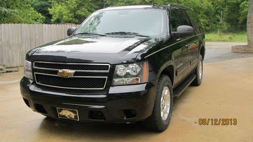 2010 chevy suburban 4x4 9pass