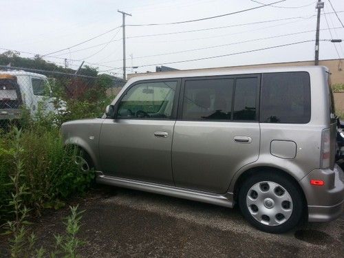 2005 scion xb base wagon 5-door 1.5l