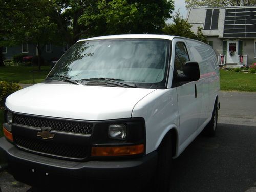 2012 cargo van chevrolet  express